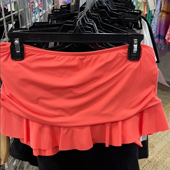 La Blanca Swim | La Blanca Ruffled Skirted Bottom | Poshmark